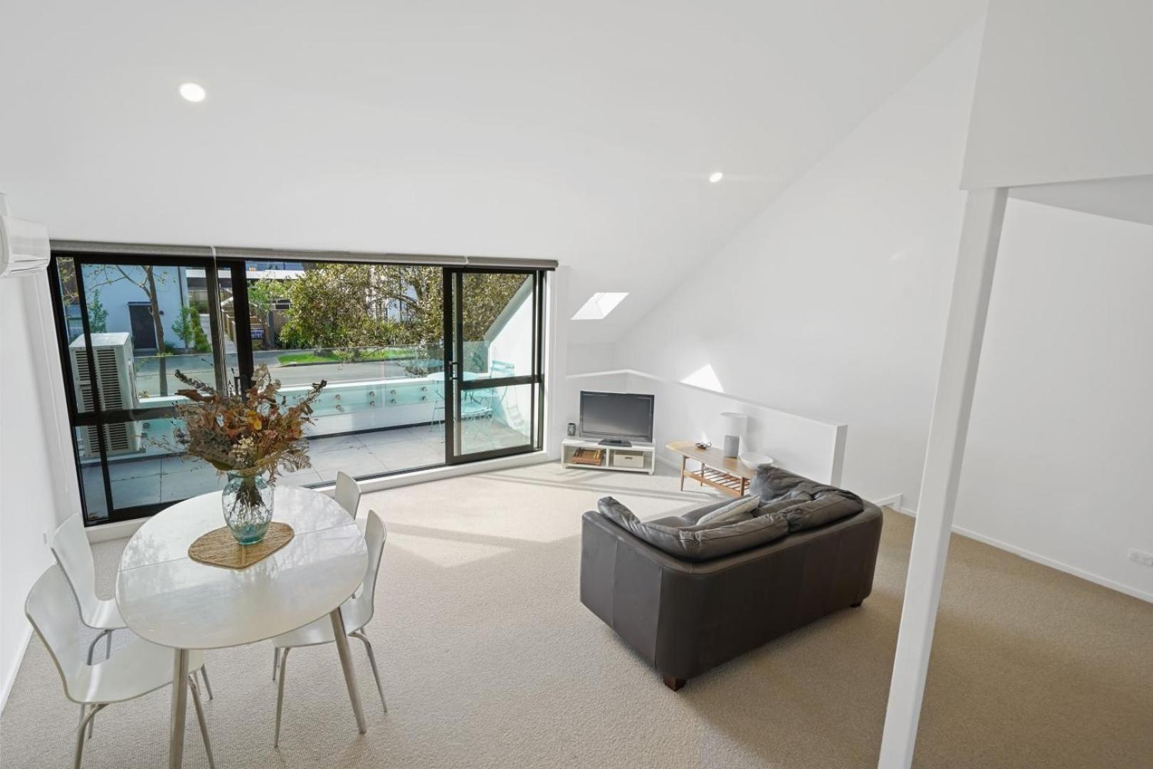 Chester St East - Christchurch Holiday Homes Exterior photo