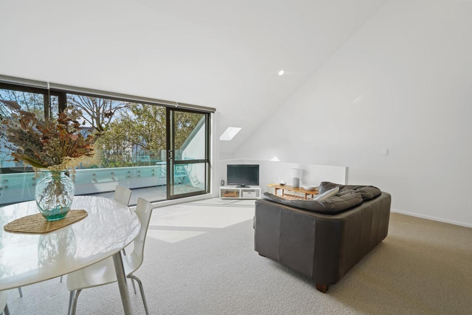 Chester St East - Christchurch Holiday Homes Exterior photo